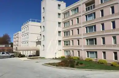 2555 3rd. Avenue West Avenue Unit# 211 Owen Sound Ontario N4K 6T8