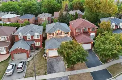 4086 Rossland Crescent Mississauga Ontario L5L 4B8