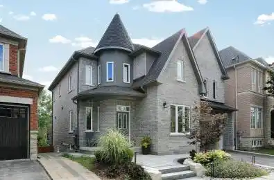 30 Hunwicks Crescent Ajax Ontario L1Z 0E4