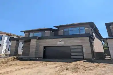11 Dagenham Dr Drive Whitby Ontario L1P 0E2