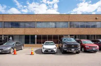 94 Kenhar Drive Unit# 36 Toronto W05 Ontario M9L 1N2