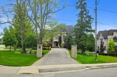 33 Denham Drive Richmond Hill Ontario L4C 6H6