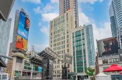21 Dundas Square Unit# 900 Toronto C08 Ontario M5B 1B7