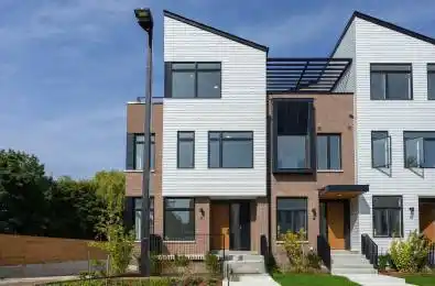 40 Lou Parsons Way Unit# 55 Mississauga Ontario L5H 0B2