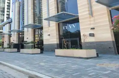 11 Yorkville Avenue Unit# 5209 Toronto C02 Ontario M4W 0B7