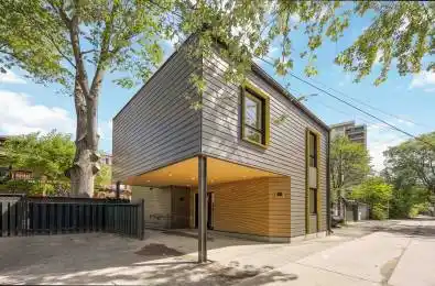 308 St George Street Unit# Laneway Toronto C02 Ontario M5R 2P5