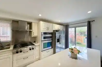 2377 belcaro Way Mississauga Ontario L5M 2M6