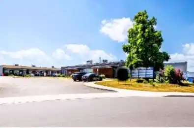 2740 Slough Street Unit# 8 Mississauga Ontario L4T 1G3