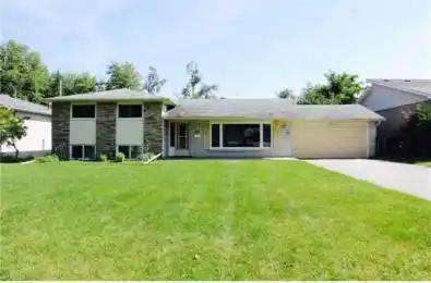 81 North Lake Road Richmond Hill Ontario L4E 1A8