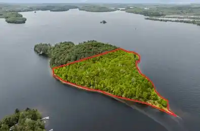 100 Gallaugher Island Huntsville Ontario P1H 1N3