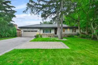 2054 Rebecca Street Oakville Ontario L6L 2A2