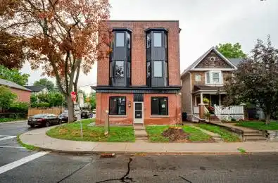 1 Greensides Avenue Unit# 2 Toronto C02 Ontario M6G 2P5