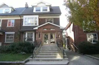122 Delaware Avenue Toronto C01 Ontario M6H 2T1