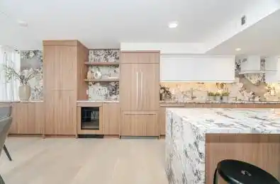 900 Yonge Street Unit# 902 Toronto C02 Ontario M4W 3P5