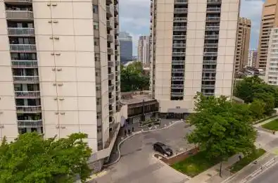 363 Colborne Street Unit# 1603 London East Ontario N6B 3N3