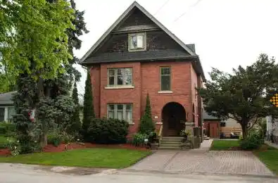 7 Engleburn Place Peterborough Ontario K9H 1C4