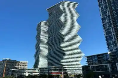 3900 Confederation Parkway Unit# 2403 Mississauga Ontario L5B 0M3