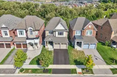 60 Briarfield Avenue East Gwillimbury Ontario L9N 0P4