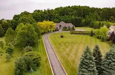 5 Woodlot Court Caledon Ontario L7E 0C2