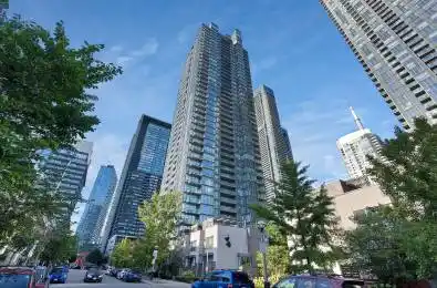 15 Fort York Boulevard Unit# 3205 Toronto C01 Ontario M5V 3Y4