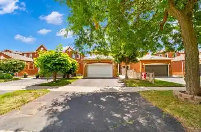 25 FIELDNEST Crescent Whitby Ontario L1R 1Z5