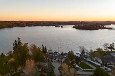 9 Lake Avenue Puslinch Ontario N3C 2V4