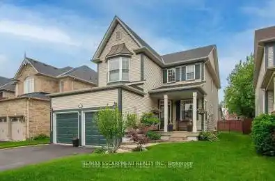 7107 Appletree Lane Mississauga Ontario L5W 1W5