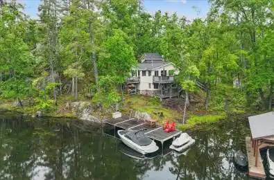 3559 Harbour Point Lane Selwyn Ontario K0L 2H0