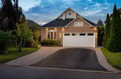703 Madeline Heights Newmarket Ontario L3X 2J6