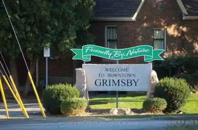 44 Woodsview Avenue Grimsby Ontario L3M 3T1