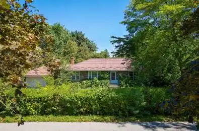 11 Faircroft Boulevard Toronto E08 Ontario M1N 2W9