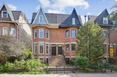 425A Sackville Street Toronto C08 Ontario M4X 1T1