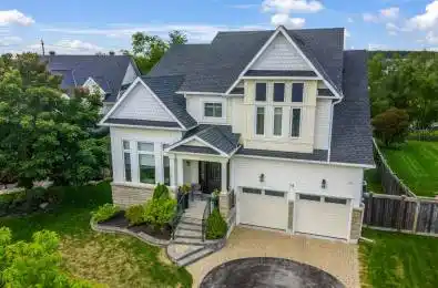 14 Regalia Way Barrie Ontario L4M 7H7