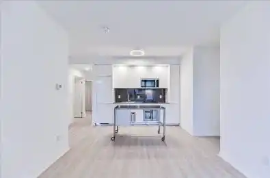 75 Canterbury Place Unit# 316 (RM 1) Toronto C07 Ontario M2N 0L2