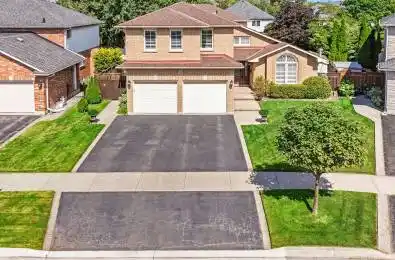2026 Waterbridge Drive Burlington Ontario L7M 4G6