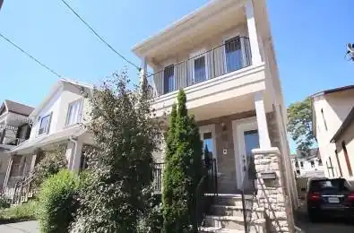 950 Greenwood Avenue Toronto E03 Ontario M4J 4C3