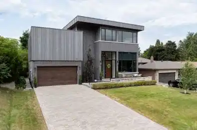 32 Sevilla Boulevard Vaughan Ontario L0J 1C0