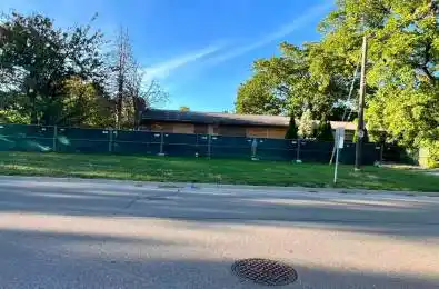 329 Mill Street Richmond Hill Ontario L4C 4B6