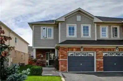 30 Decatur Place Whitby Ontario L1R 3R1