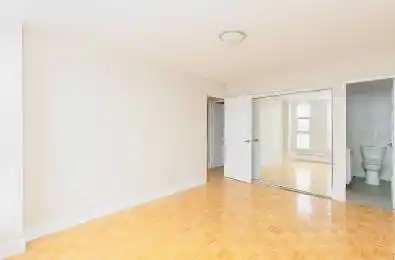 666 Spadina Avenue Unit# 1910 Toronto C01 Ontario M5S 2H8