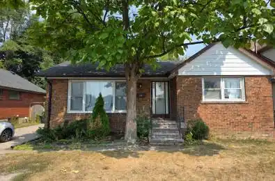 32 Marchington Circle Unit# Upper Toronto E04 Ontario M1R 3M4