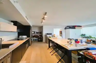 20 Thomas Riley Road Unit# 2709 Toronto W08 Ontario M9B 0C3