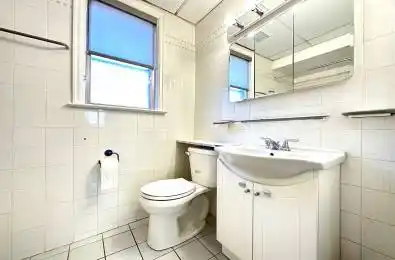 56 Regina Avenue Unit# Main Toronto C04 Ontario M6A 1R3