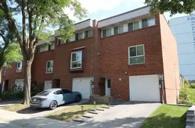 57 John Cabot Way Toronto W05 Ontario M3N 2T5