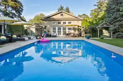 1522 Glenhill Crescent Mississauga Ontario L5H 3C5