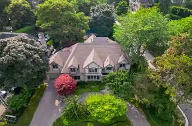40 Edgehill Road Toronto W08 Ontario M9A 4N4