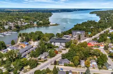 17 Cleave Avenue Unit# 301 Prince Edward County Ontario K0K 2T0