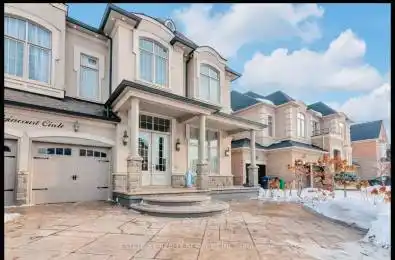 4 Agincourt Circle Brampton Ontario L6X 2M4