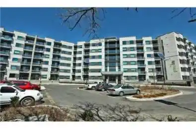 383 Main Street Unit# 325 Milton Ontario L9T 8K8