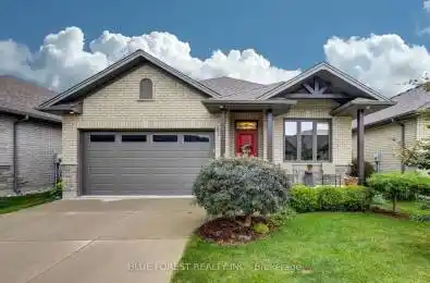 9 Dausett Drive Unit# 81 Middlesex Centre Ontario N0L 1R0
